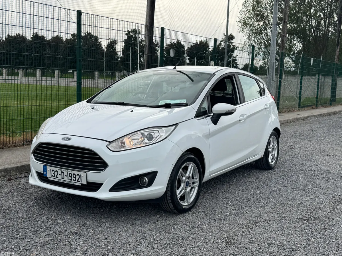 Ford Fiesta Hatchback, Diesel, 2013, White