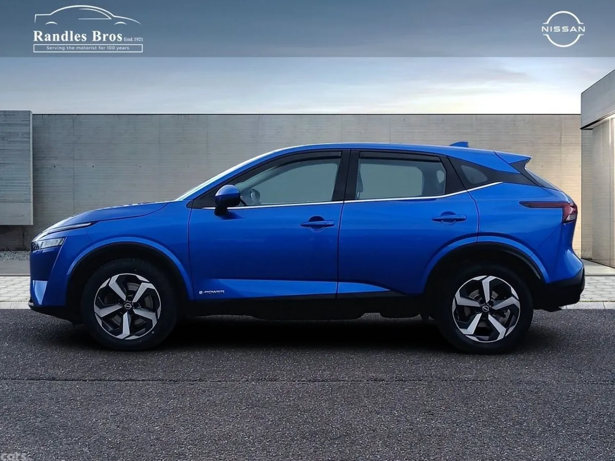 Nissan Qashqai MPV, Petrol, 2024, Blue