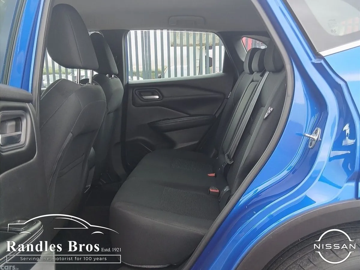 Nissan Qashqai MPV, Petrol, 2024, Blue