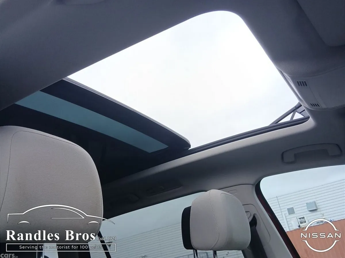 Volkswagen Tiguan SUV, Diesel, 2019, Red