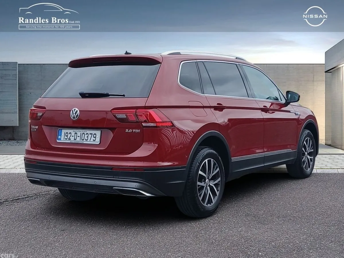 Volkswagen Tiguan SUV, Diesel, 2019, Red