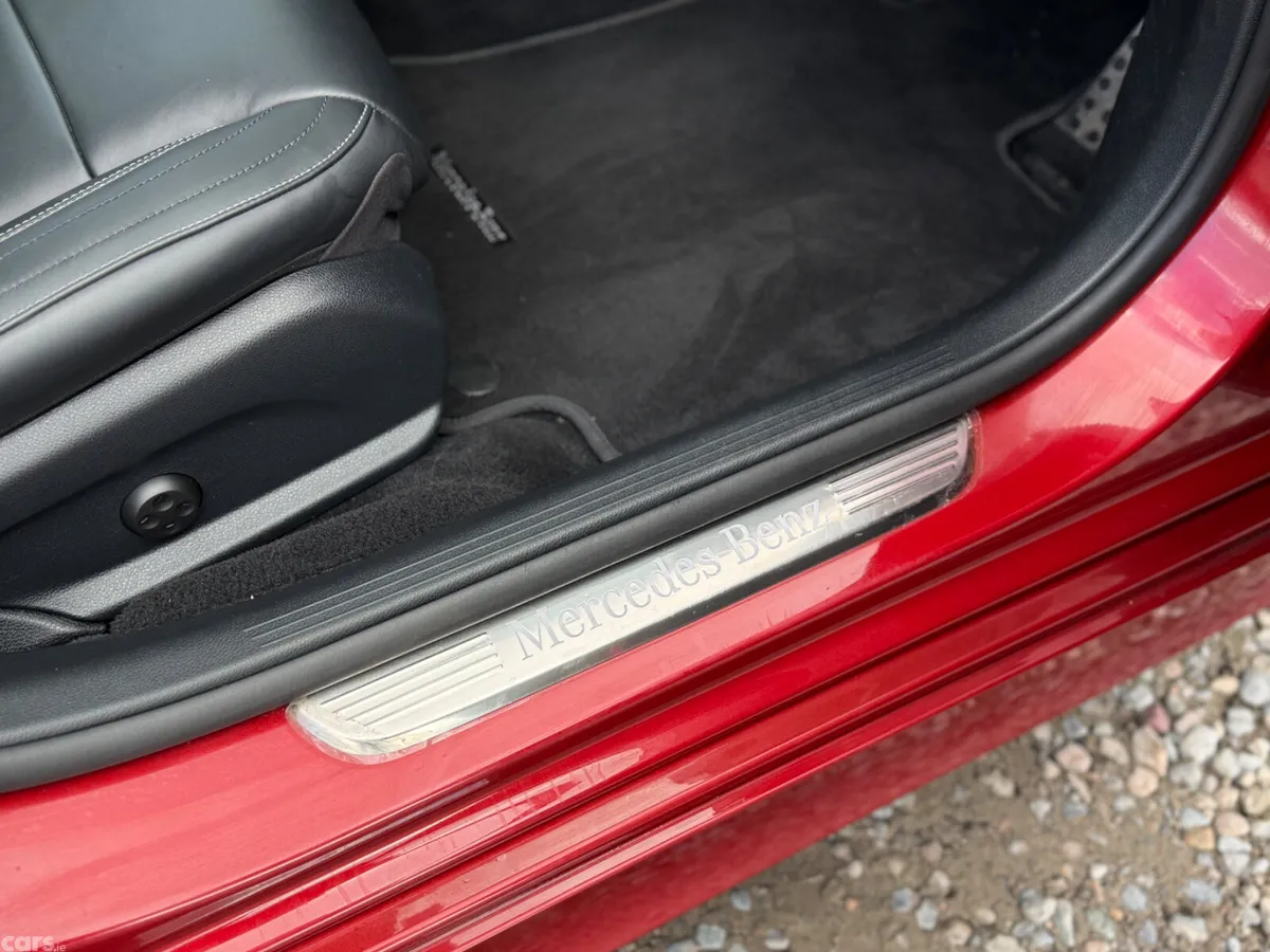 Mercedes-Benz E-Class Saloon, Diesel Plug-in Hybrid, 2022, Red