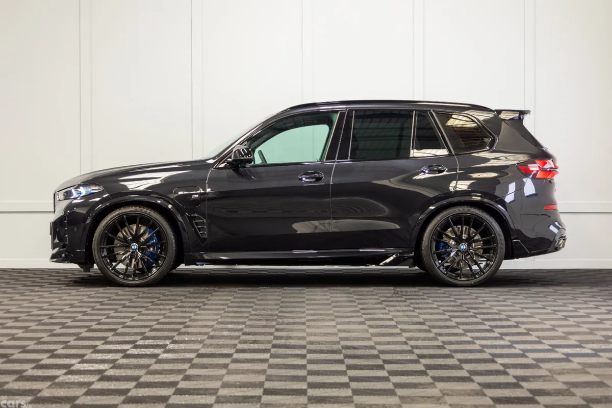 BMW X5 SUV, Petrol Plug-in Hybrid, 2026, Black