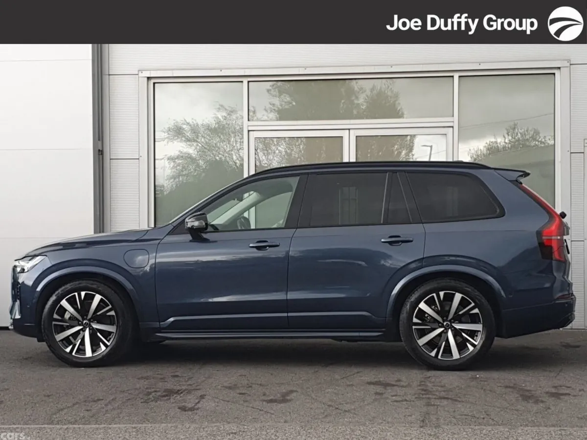 Volvo XC90 SUV, Petrol Plug-in Hybrid, 2025, Blue