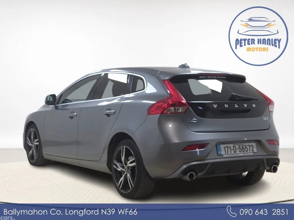 Volvo V40 Hatchback, Diesel, 2017, Grey