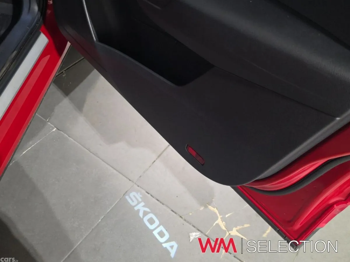Skoda Karoq Estate, Diesel, 2023, Red