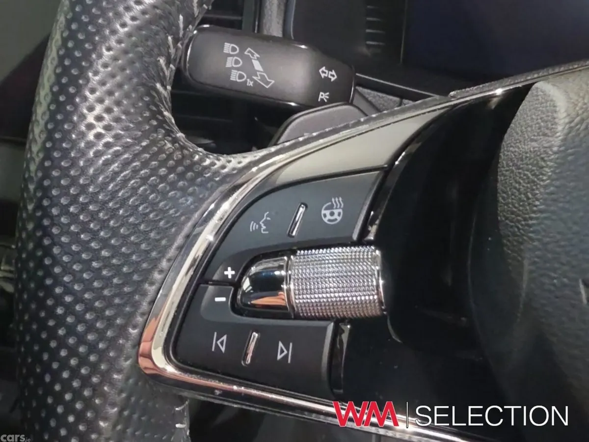 Skoda Karoq Estate, Diesel, 2023, Red