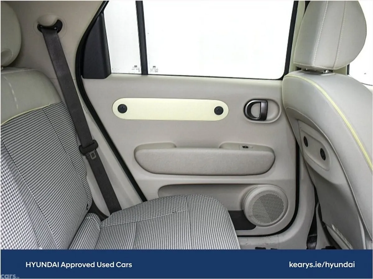 Hyundai INSTER SUV, Electric, 2026, Yellow