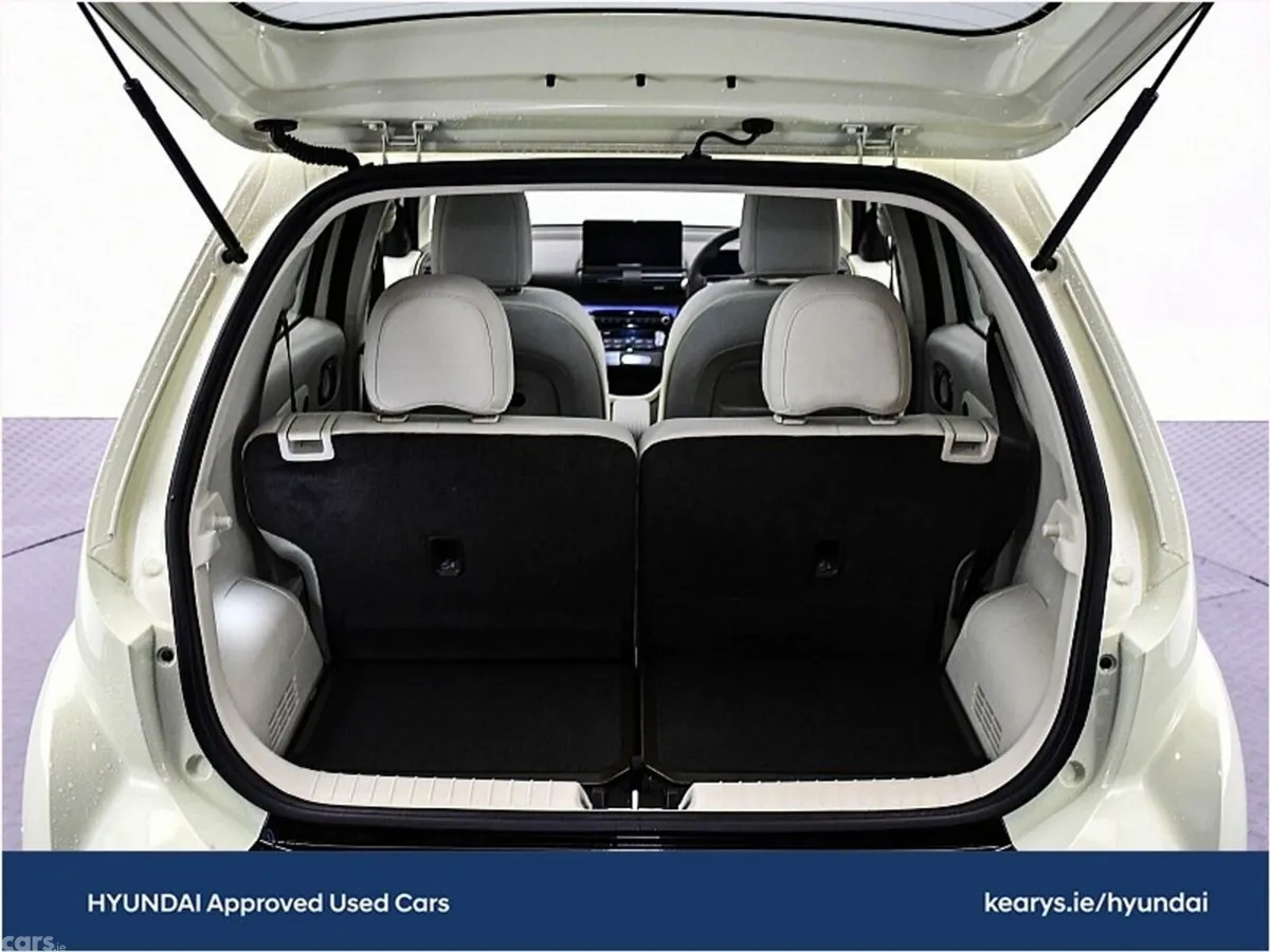 Hyundai INSTER SUV, Electric, 2026, Yellow