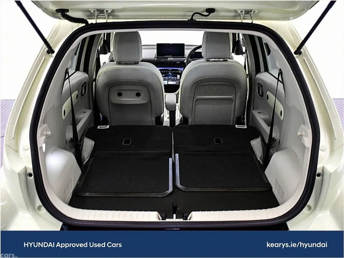 Hyundai INSTER SUV, Electric, 2026, Yellow