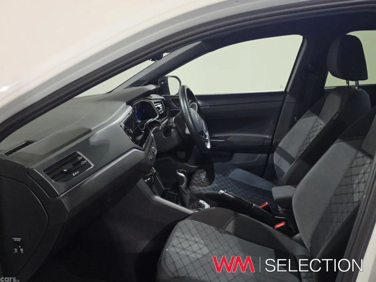 Volkswagen Taigo Estate, Petrol, 2023, White