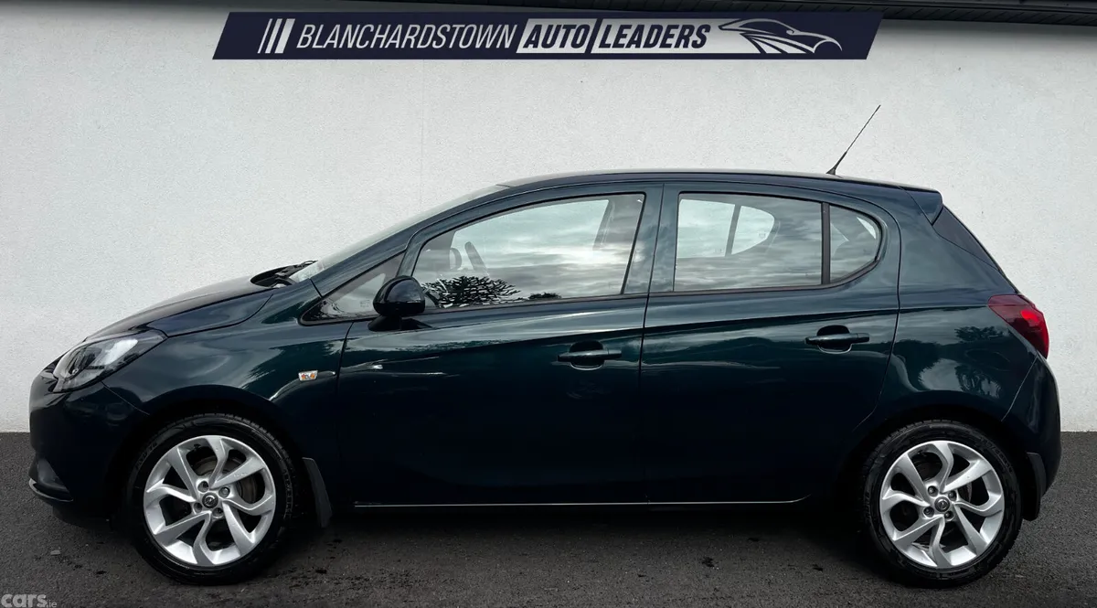 Opel Corsa Hatchback, Petrol, 2015, Green