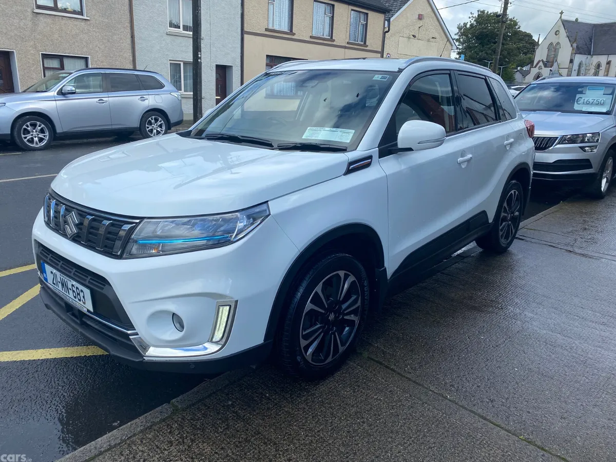 Suzuki Vitara SUV, Petrol, 2021, White