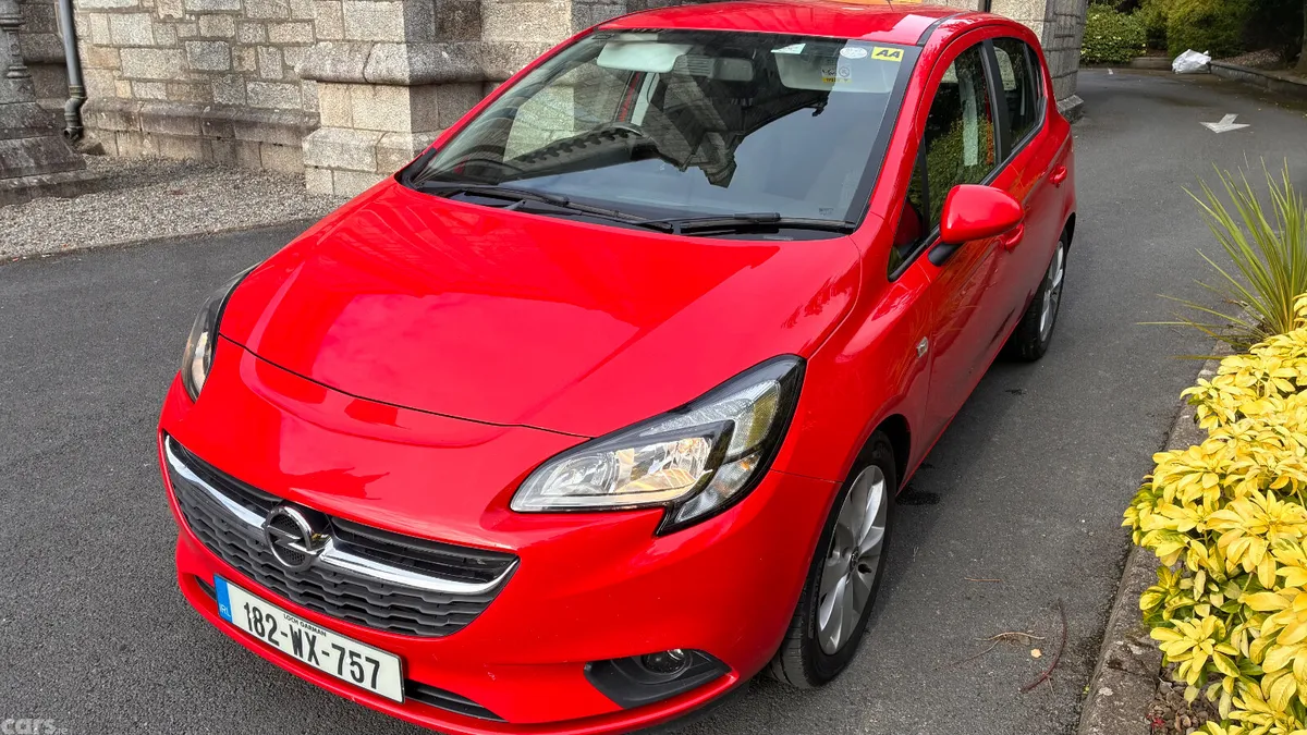 Opel Corsa Hatchback, Diesel, 2018, Red