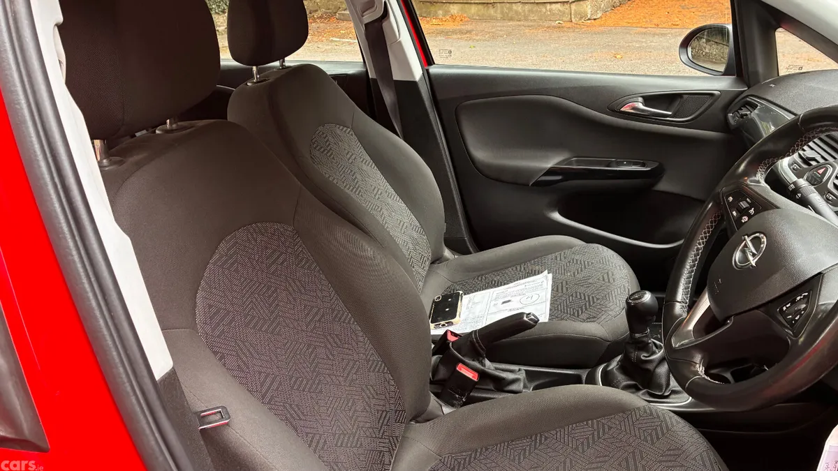 Opel Corsa Hatchback, Diesel, 2018, Red