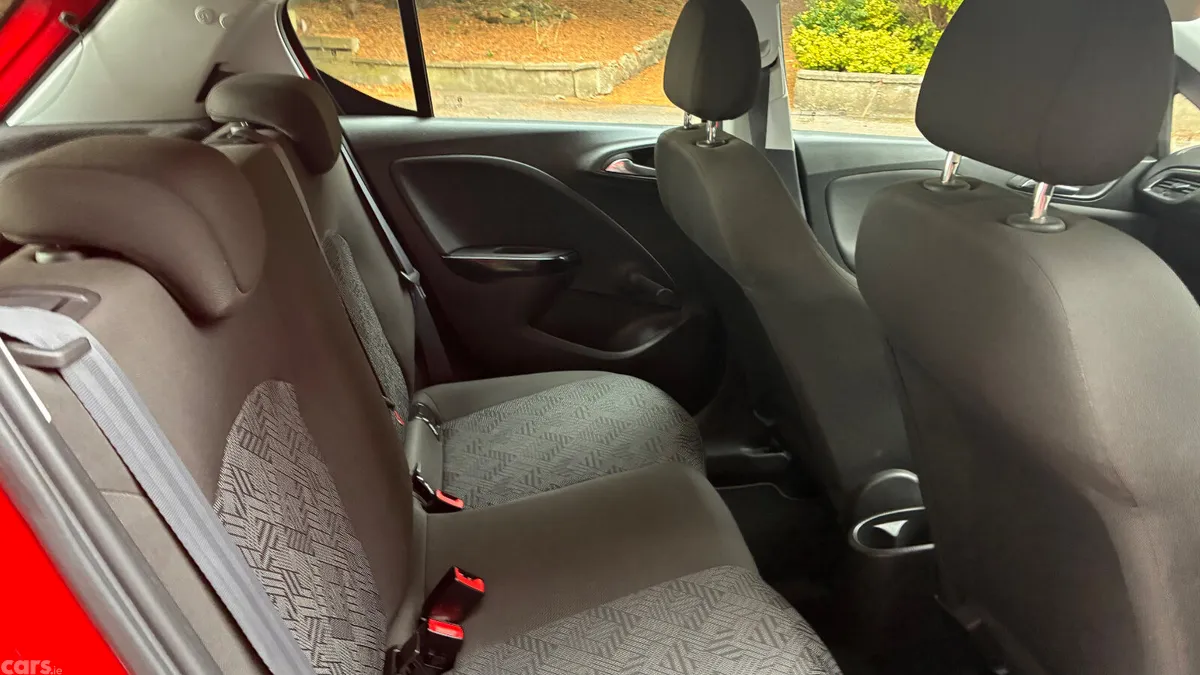 Opel Corsa Hatchback, Diesel, 2018, Red