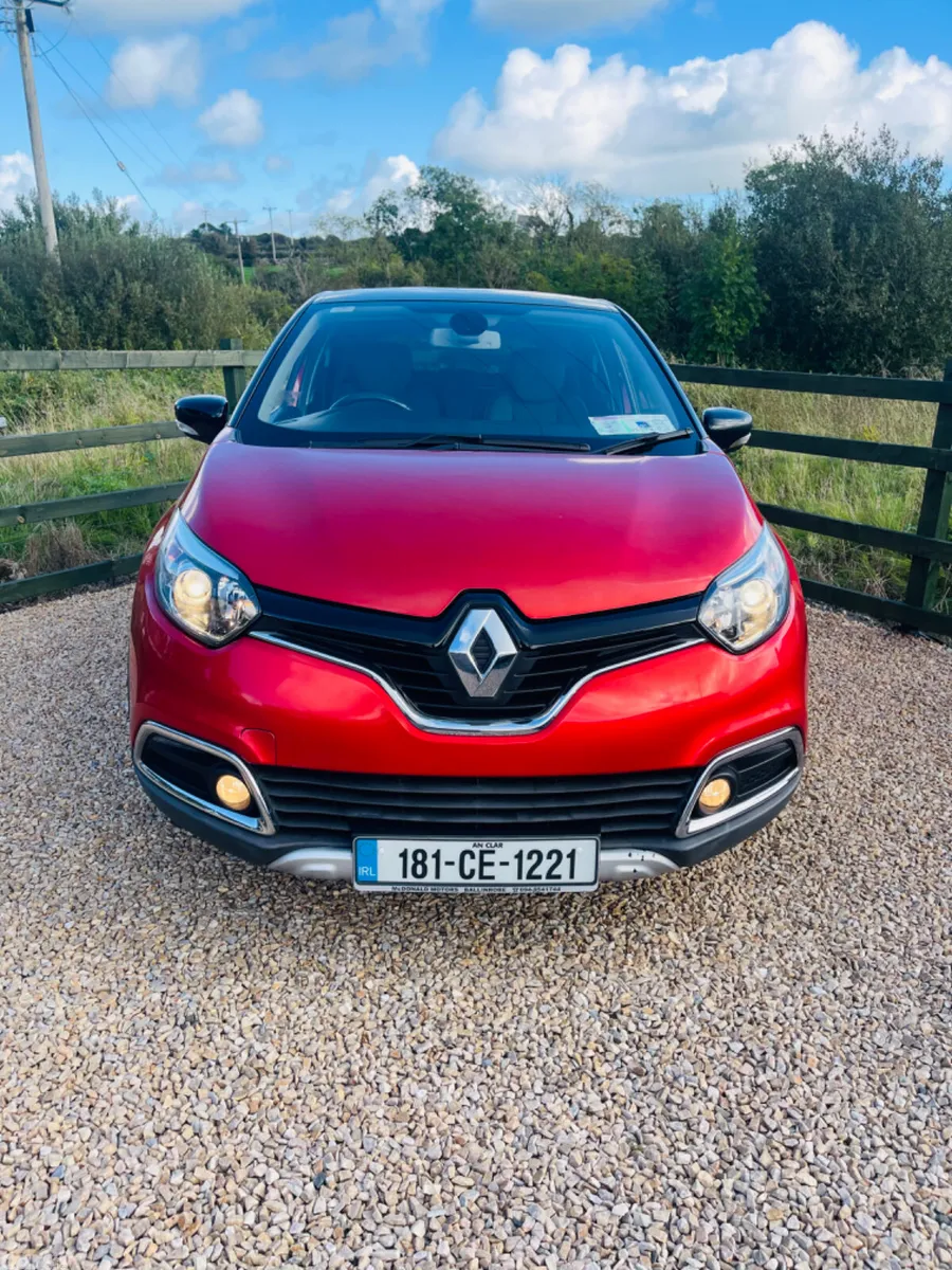 Renault Captur Hatchback, Diesel, 2018, Red