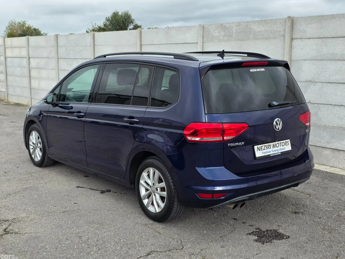 Volkswagen Touran MPV, Petrol, 2017, Blue