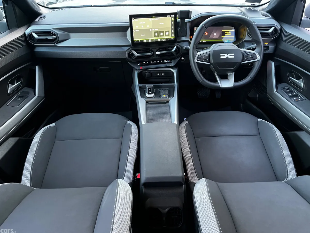 Dacia Bigster SUV, Petrol Hybrid, 2026, White