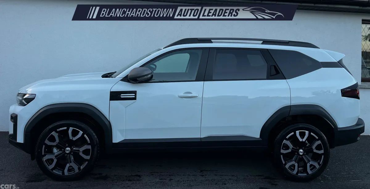Dacia Bigster SUV, Petrol Hybrid, 2026, White
