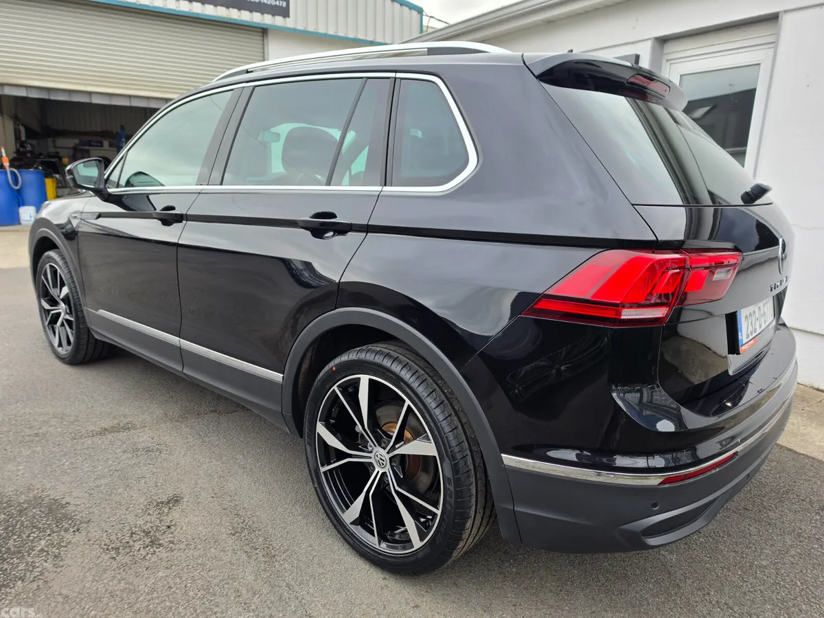 Volkswagen Tiguan SUV, Diesel, 2023, Black