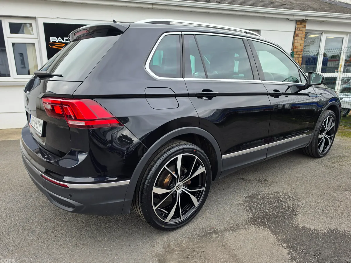Volkswagen Tiguan SUV, Diesel, 2023, Black