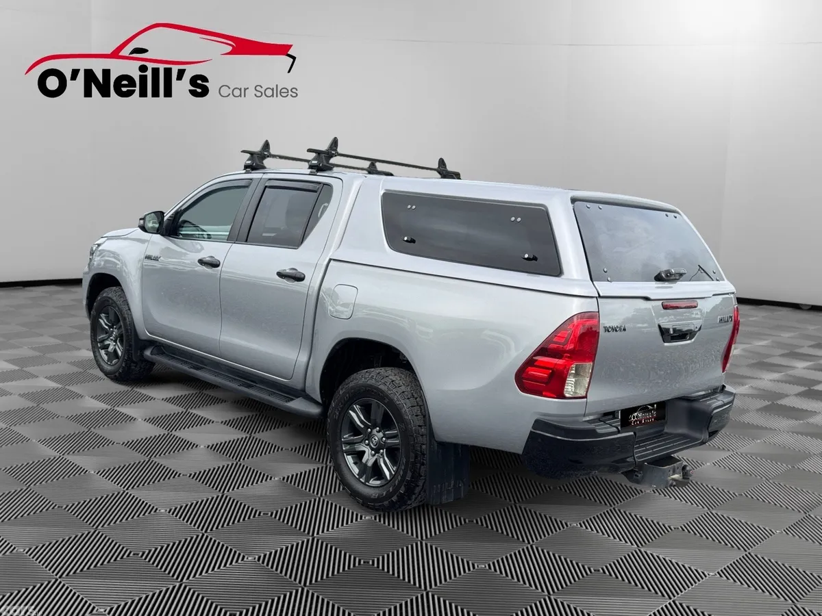 Toyota Hilux Pick Up, Diesel, 2021, Grey