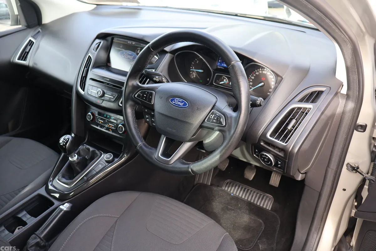 Ford Focus Hatchback, Diesel, 2016, Silver