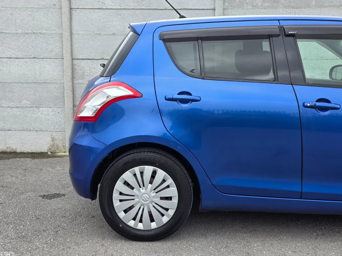 Suzuki Swift Hatchback, Petrol, 2016, Blue