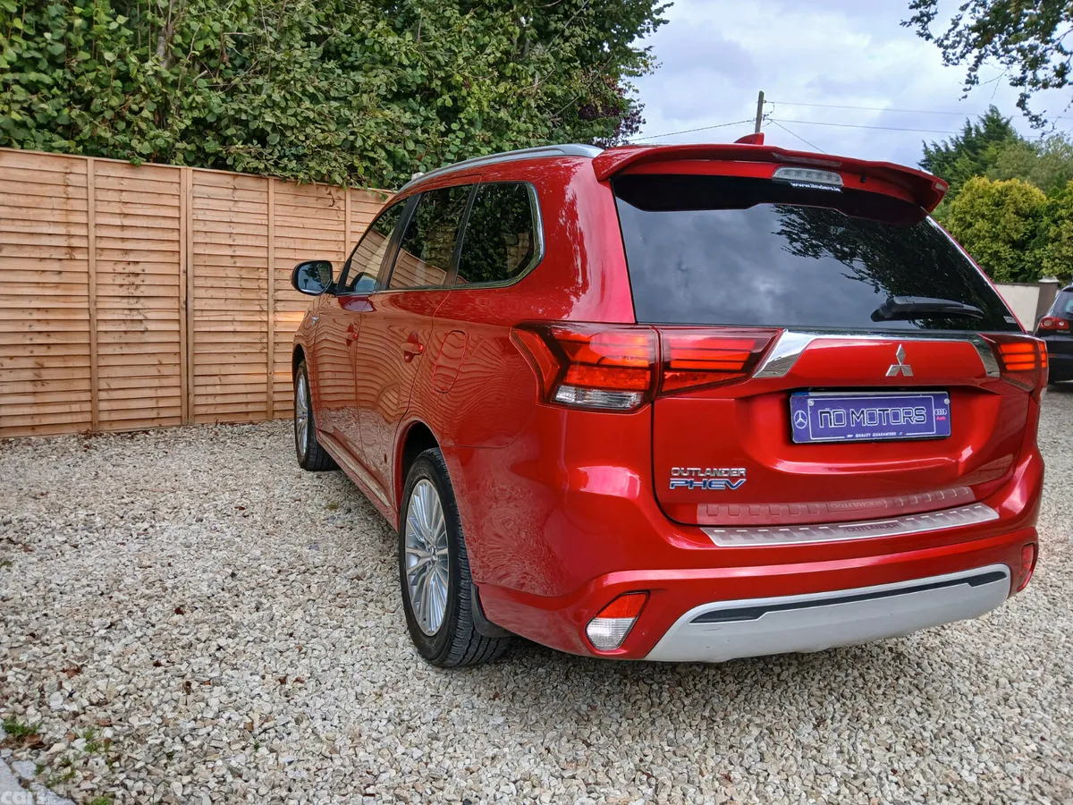 Mitsubishi Outlander SUV, Petrol Plug-in Hybrid, 2020, Red