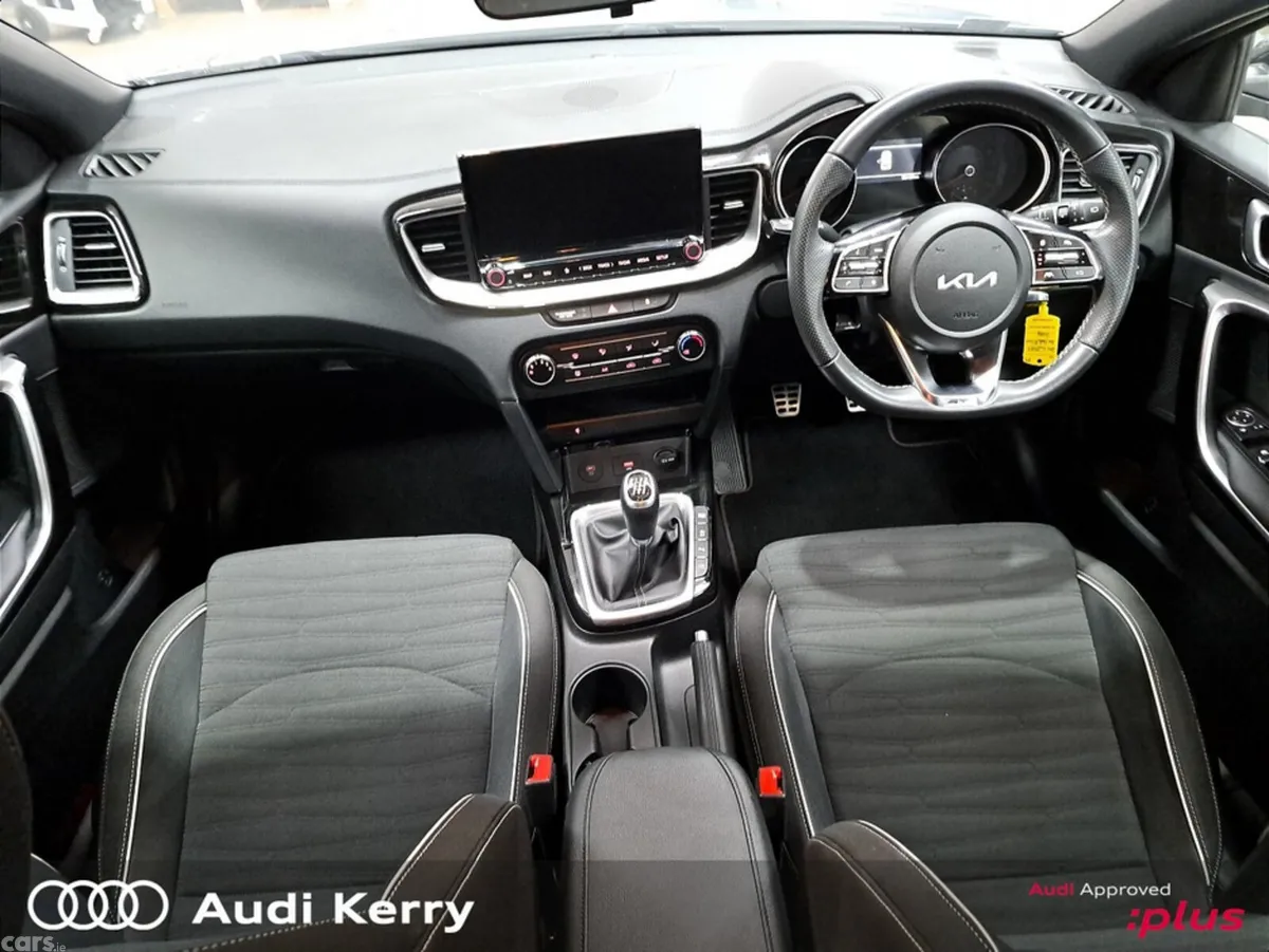 Kia Ceed Hatchback, Diesel, 2024, Grey