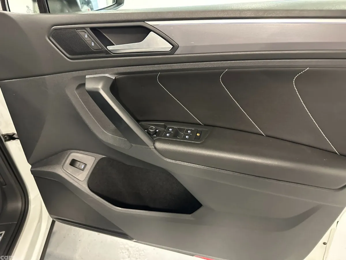 Volkswagen Tiguan SUV, Diesel, 2018, White