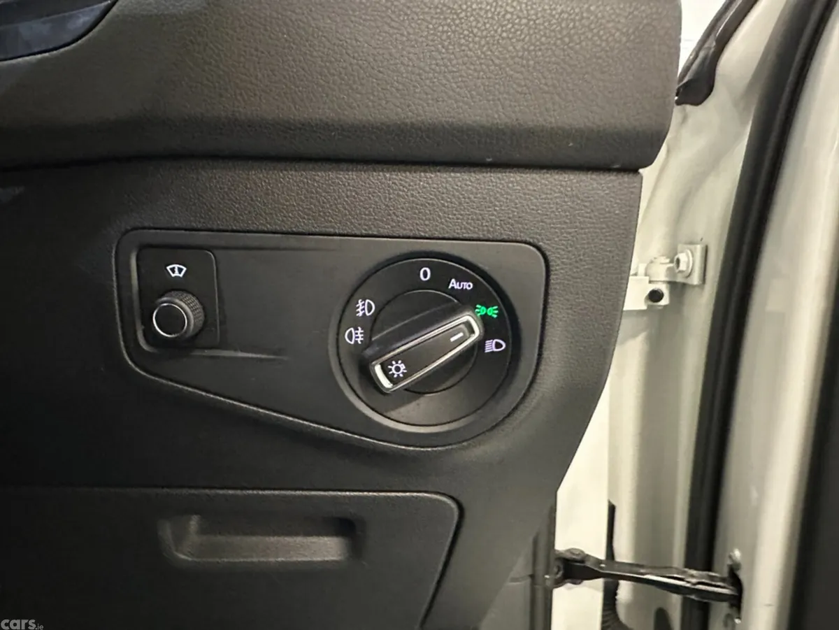 Volkswagen Tiguan SUV, Diesel, 2018, White