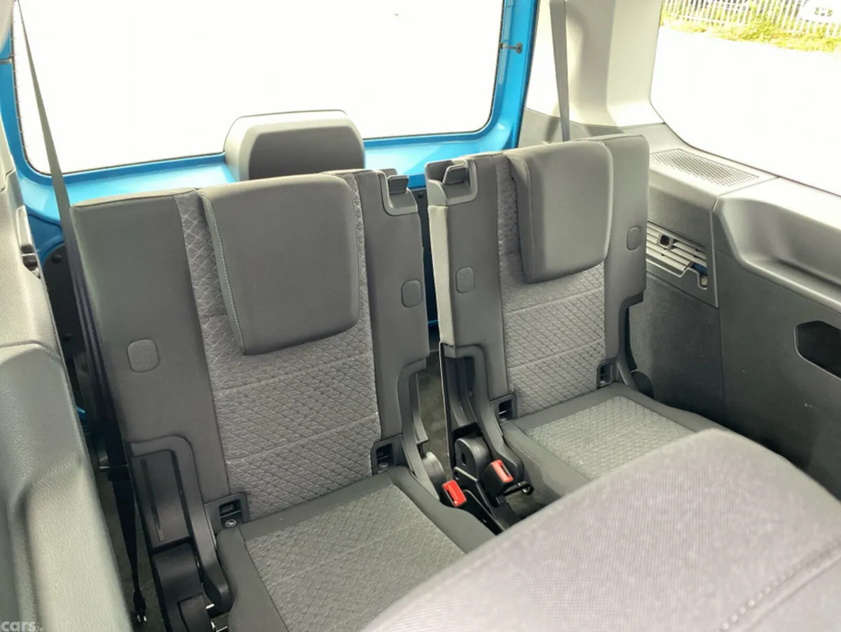 Ford Tourneo Connect MPV, Diesel, 2025, Blue