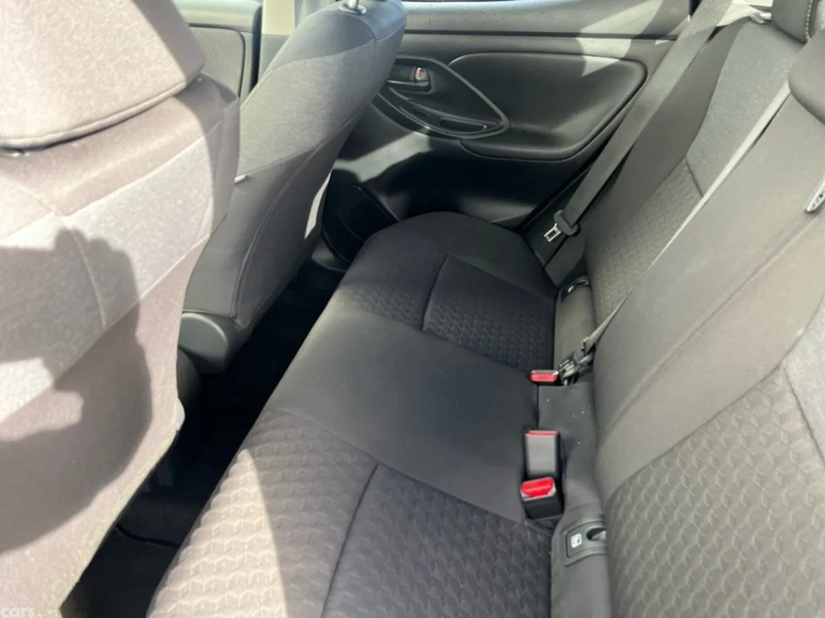 Toyota Yaris Hatchback, Petrol, 2024, Black