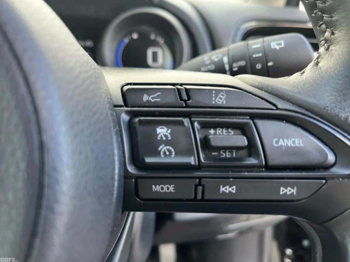 Toyota Yaris Hatchback, Petrol, 2024, Black