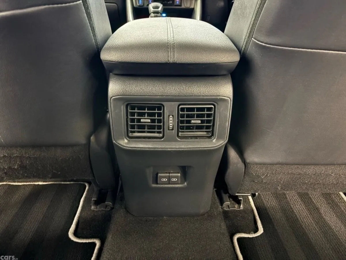 Toyota RAV4 SUV, Petrol Hybrid, 2022, Grey