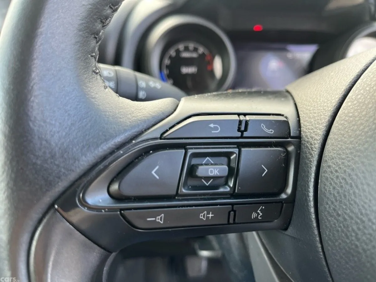 Toyota Yaris Hatchback, Petrol, 2024, Black