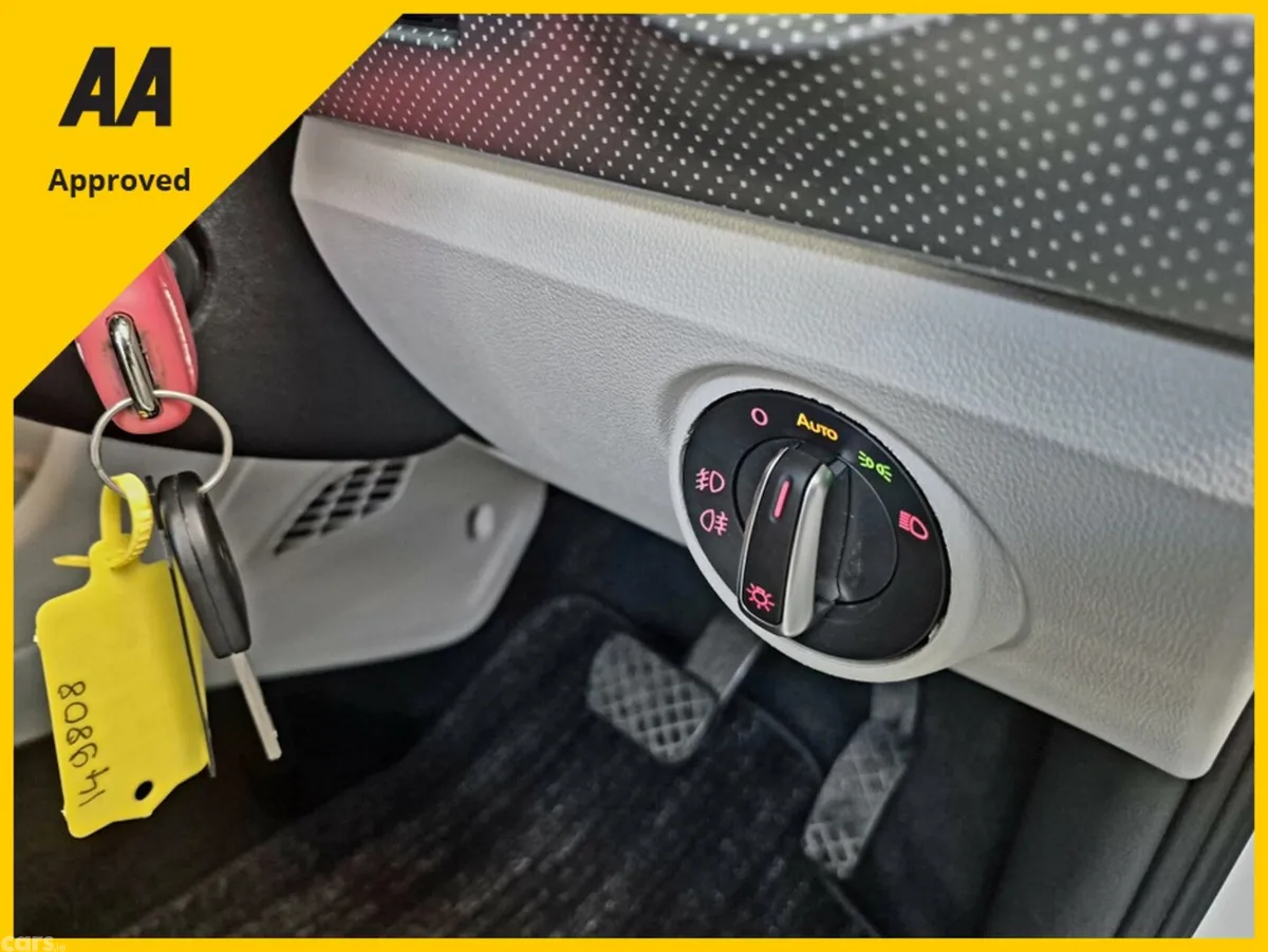 Volkswagen up! Hatchback, Petrol, 2018, White