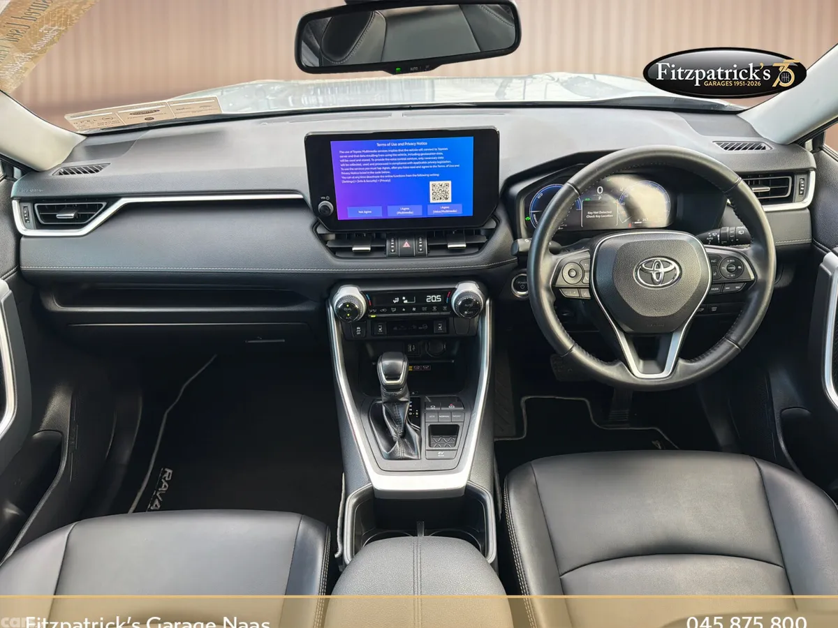 Toyota RAV4 SUV, Petrol Hybrid, 2024, Grey