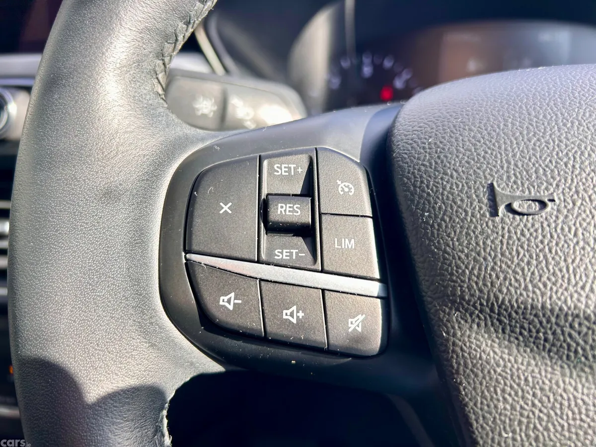 Ford Kuga SUV, Diesel, 2020, Blue