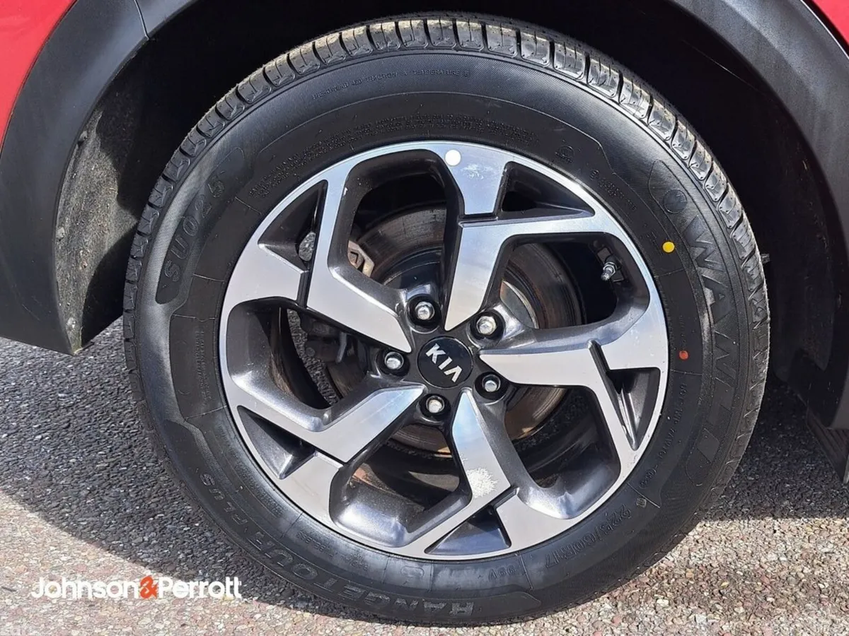 Kia Sportage SUV, Diesel Hybrid, 2021, Red