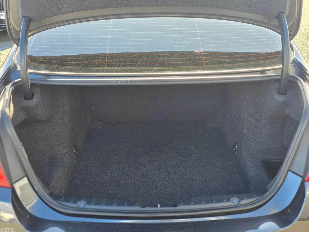 BMW 5-Series Saloon, Diesel, 2012, Grey