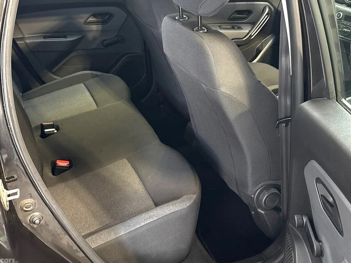 Dacia Duster SUV, Petrol, 2023, Black