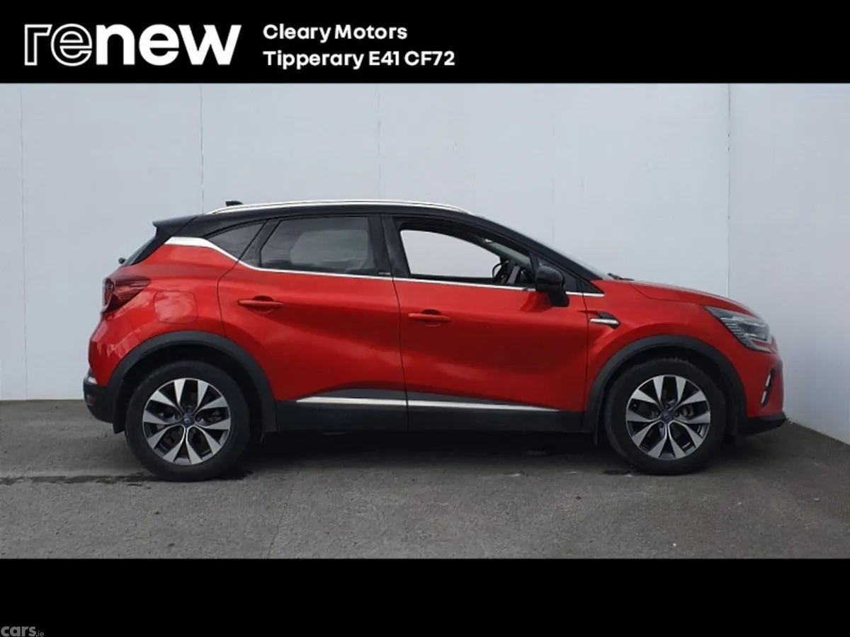 Renault Captur Hatchback, Petrol Plug-in Hybrid, 2021, Red