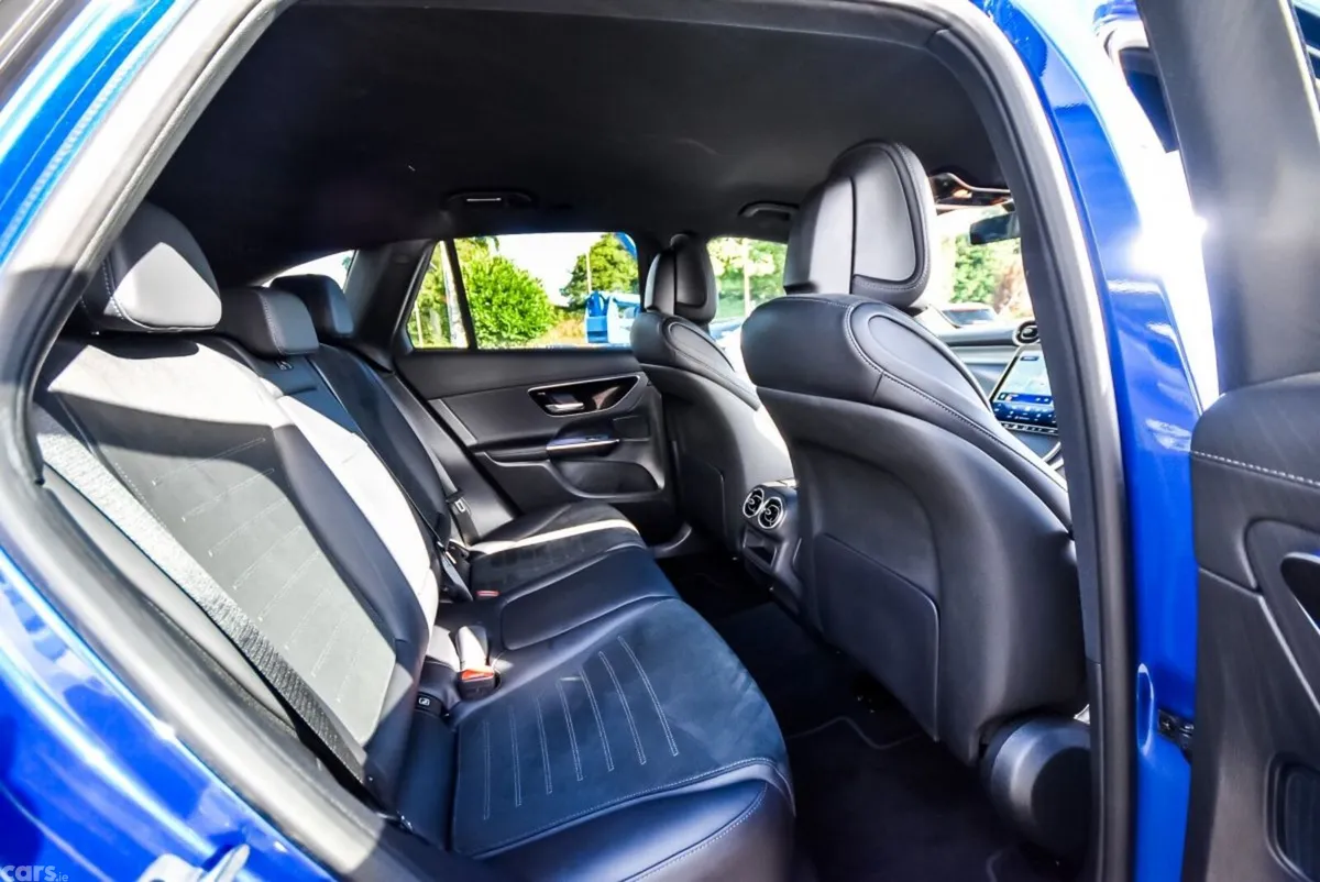 Mercedes-Benz GLC SUV, Petrol Plug-in Hybrid, 2026, Blue