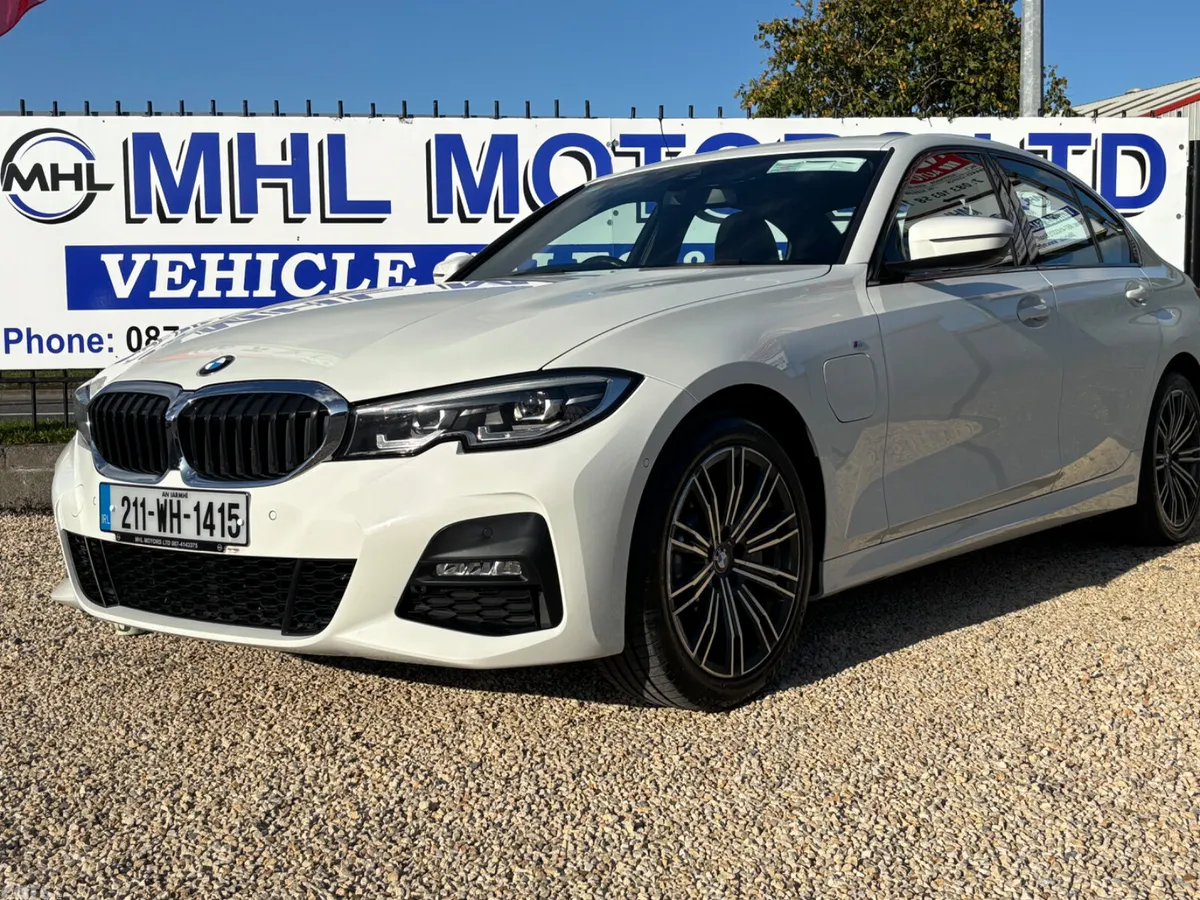 BMW 3-Series Saloon, Petrol Plug-in Hybrid, 2021, White