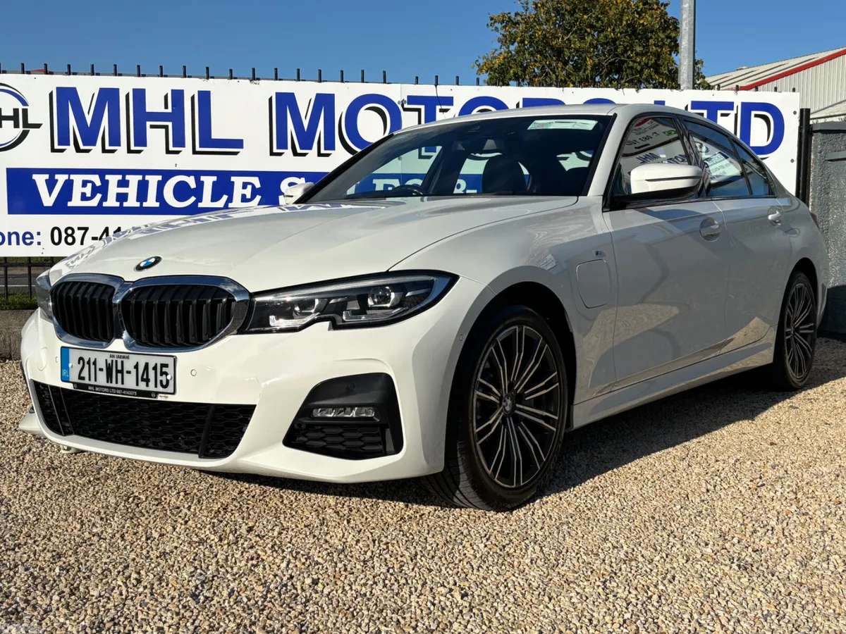 BMW 3-Series Saloon, Petrol Plug-in Hybrid, 2021, White