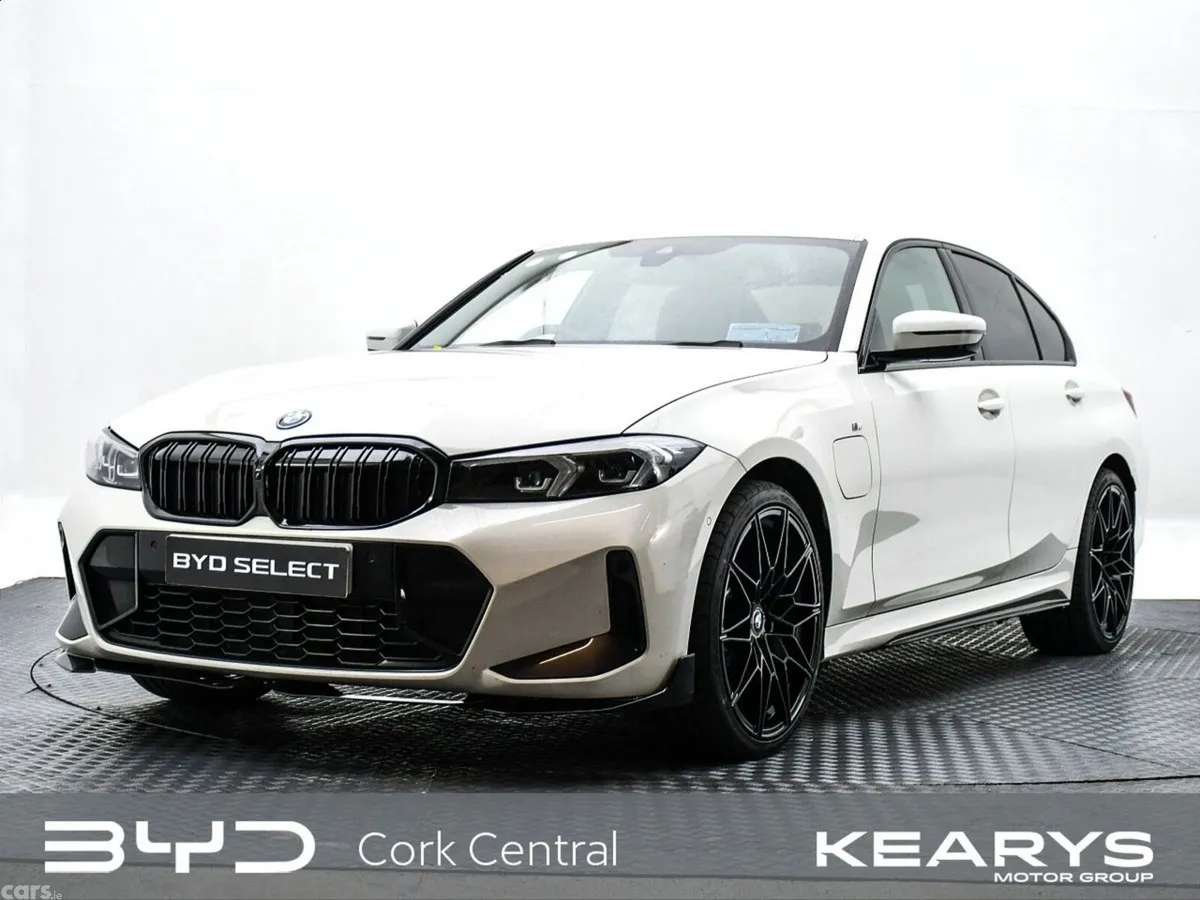 BMW 3-Series Saloon, Petrol Plug-in Hybrid, 2025, White