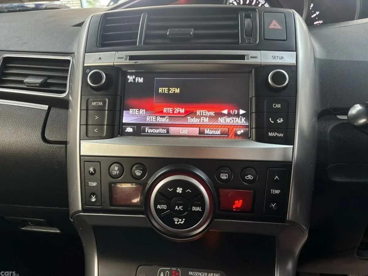 Toyota Verso MPV, Diesel, 2015, Silver